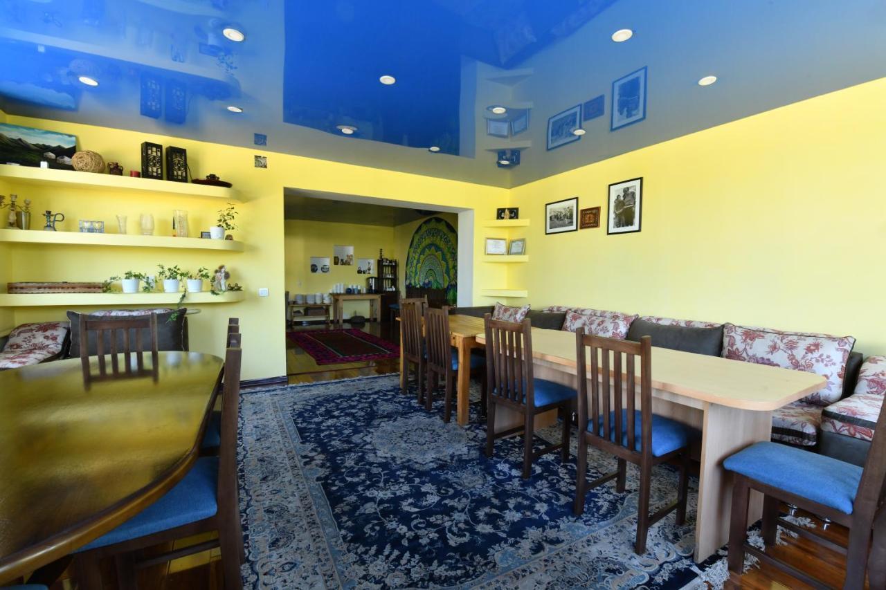 Jamilya'S B&B Guest House Karakol Dış mekan fotoğraf